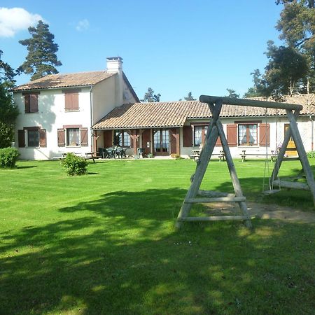 Auberge Les Volpilieres Bed & Breakfast Ruynes-en-Margeride Eksteriør bilde